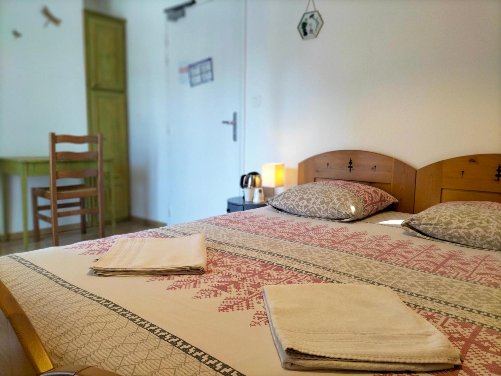 Auberge La Maison De Catherine Puy-Saint-Pierre エクステリア 写真