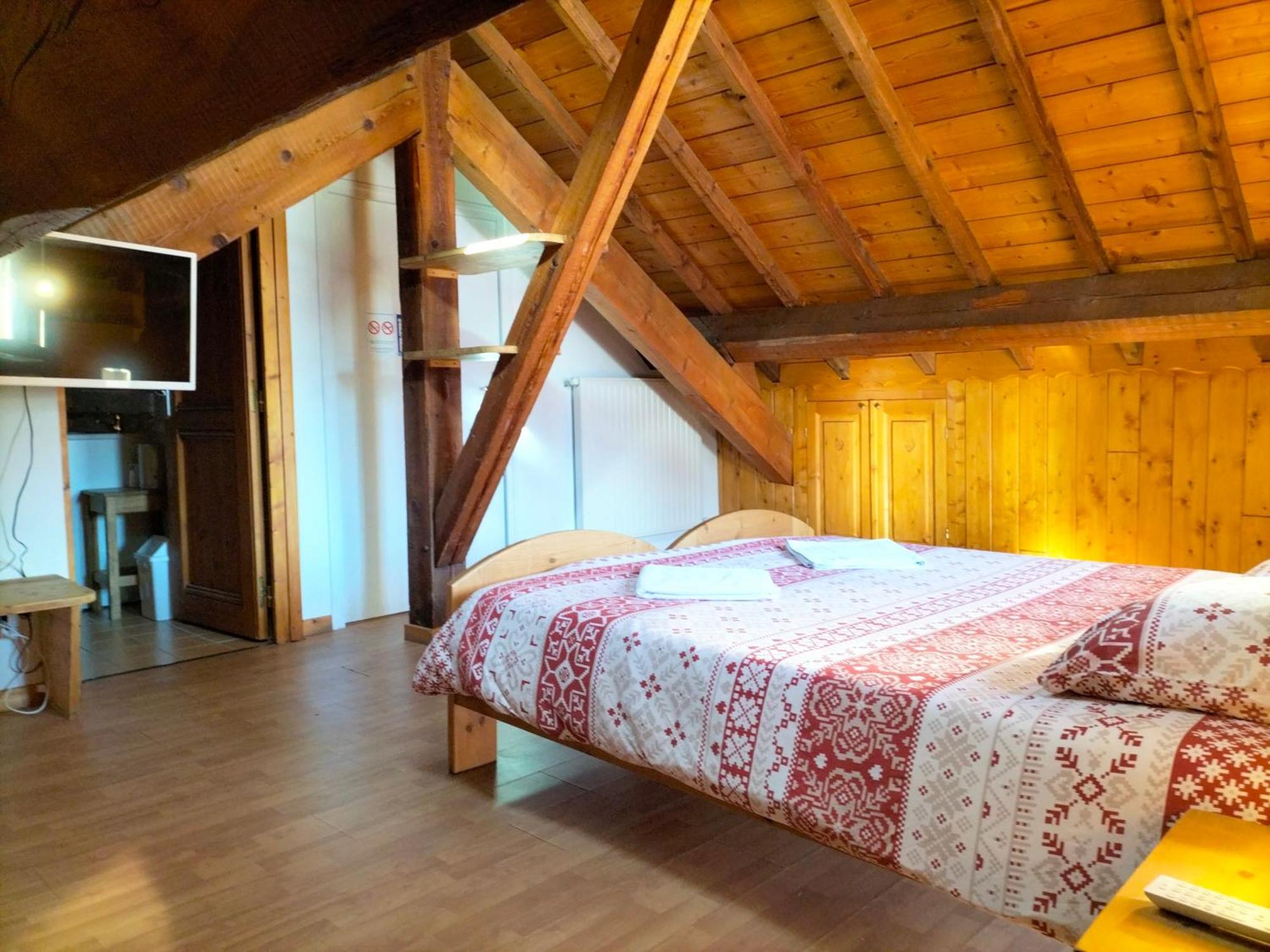 Auberge La Maison De Catherine Puy-Saint-Pierre エクステリア 写真